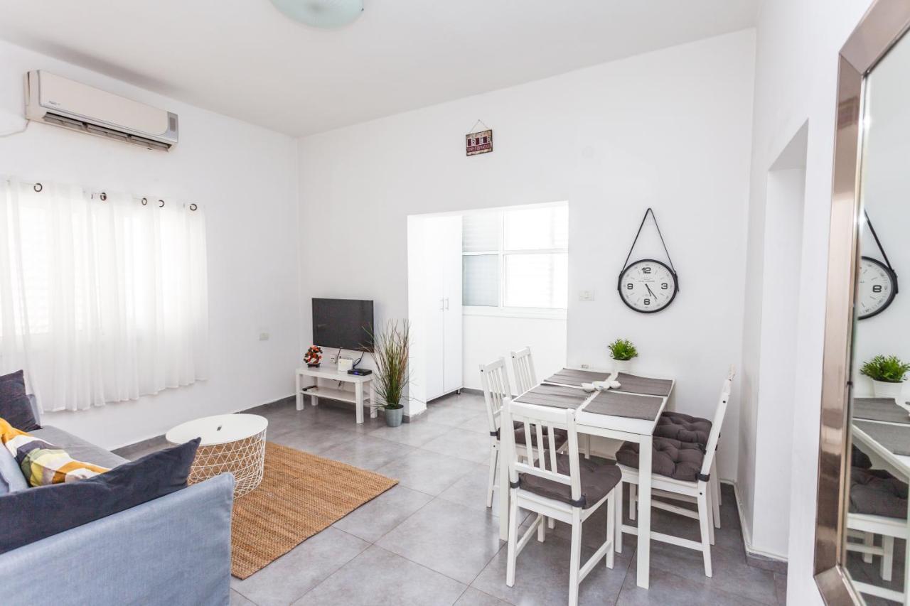 Lovely Apartment Close To The Beach Tel Aviv Exterior photo